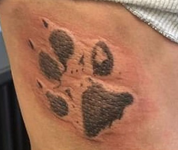 Psi tatuaż